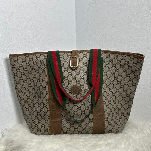 💯 Authentic Gucci Plus Vintage Monogram Tote with Cherryline 🍀 - Picture 1 of 15